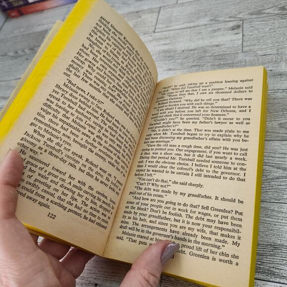 Tender Betrayal by Jennifer Blake 1979 Popular Library PB Romance‎ - Picture 4 of 11